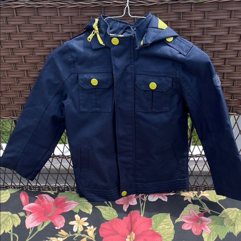 Urban Republic Boys size 5/6 Navy Blue zip up jacket